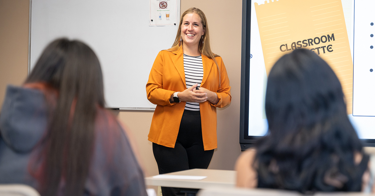 Kayla Merchant teaches an Early Childhood class.