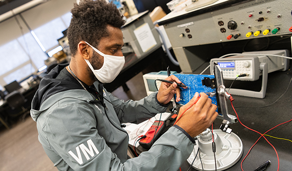 Department of Electrical Engineering UoL - S T U D E N T N O T I C E 📢 #Internship #Training #Electrical #Engineering