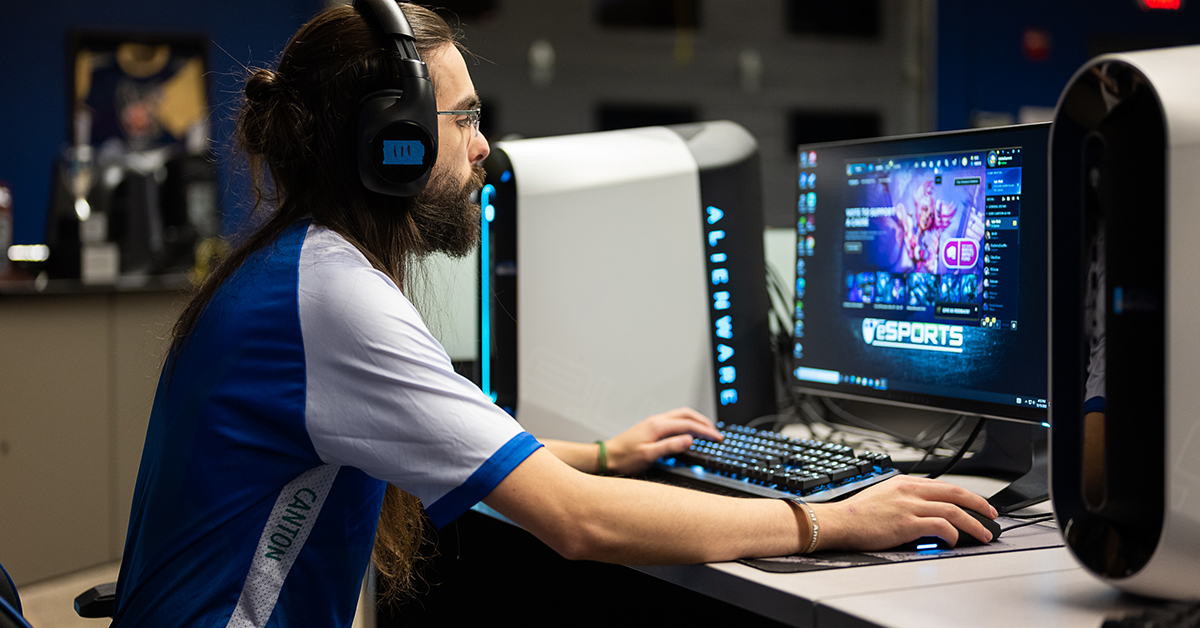SUNY Canton to Host Free Super Smash Bros. Ultimate Esports Clinic July 26