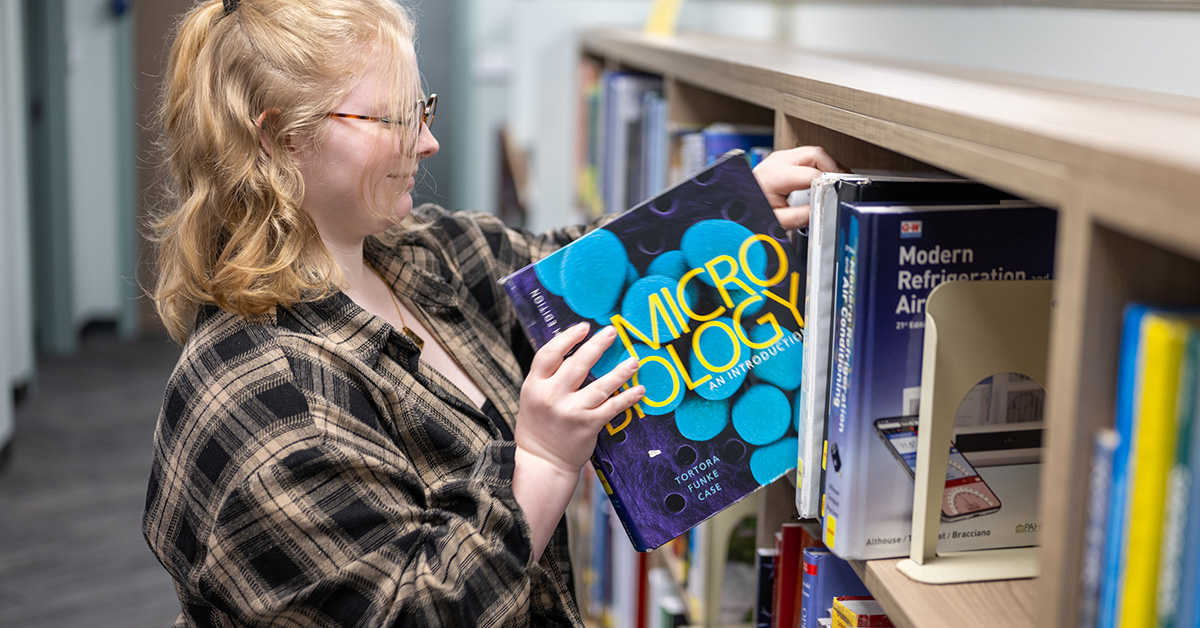 SUNY Canton’s Southworth Library Expands Student Textbook Access