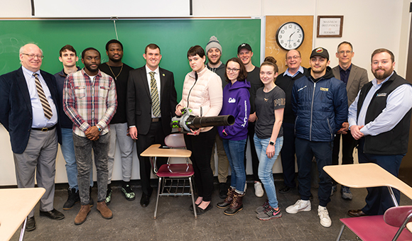 SUNY Canton students from Professor Charles R. Fenner’s strategic policies and issues class were among those who participated in the annual Roopreneur entrepreneurial challenge.