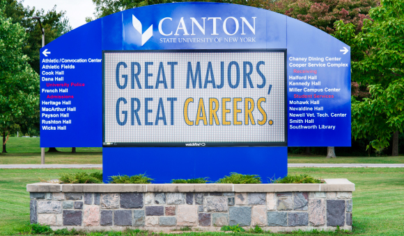 SUNY Canton digital sign